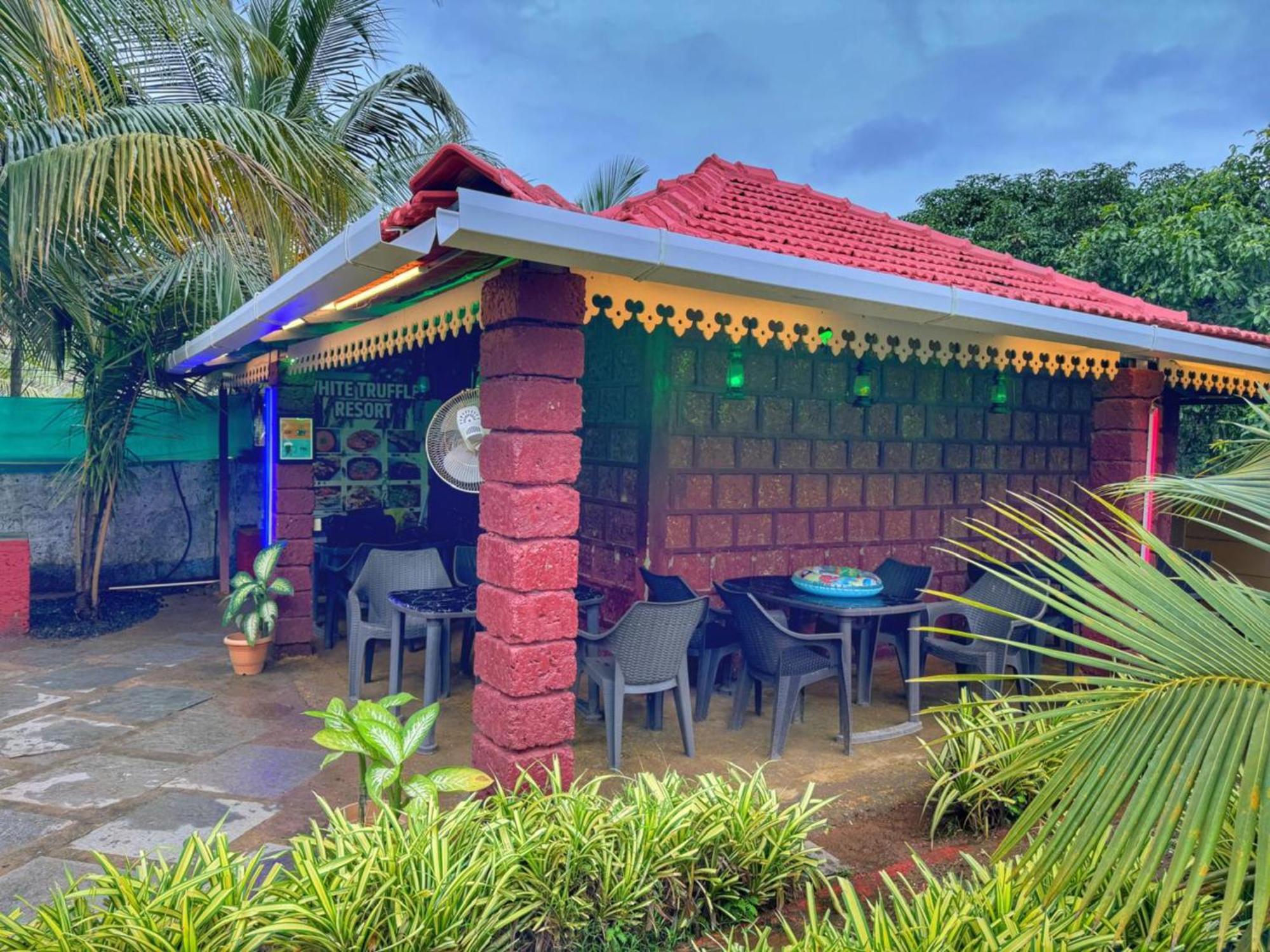 White Truffle Resort, Arambol Eksteriør bilde